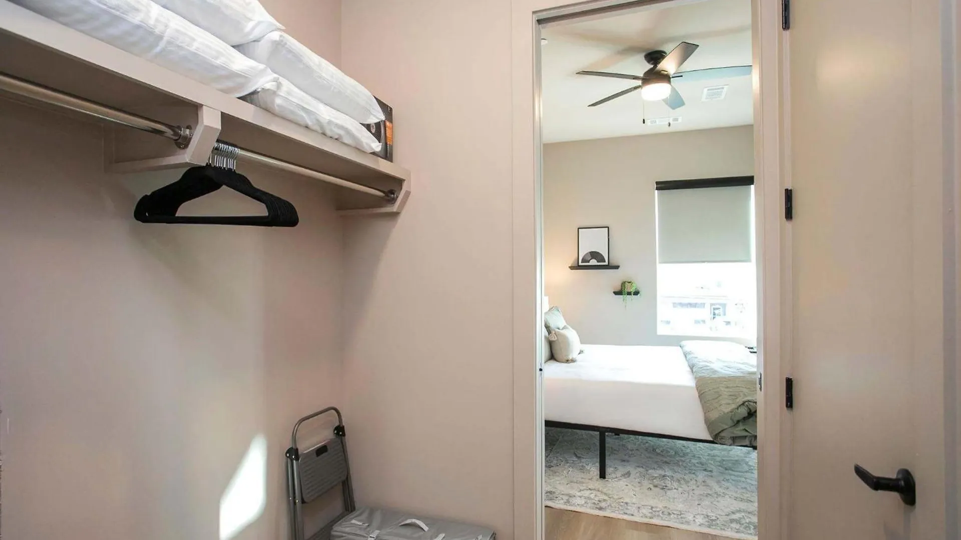 Chic 2Br Apt With Loft In East Nash Sleeps 6 Nashville