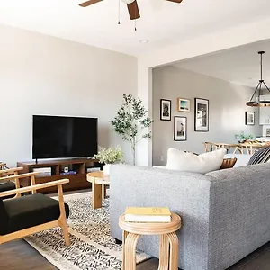  Holiday home Cherokee By Avantstay